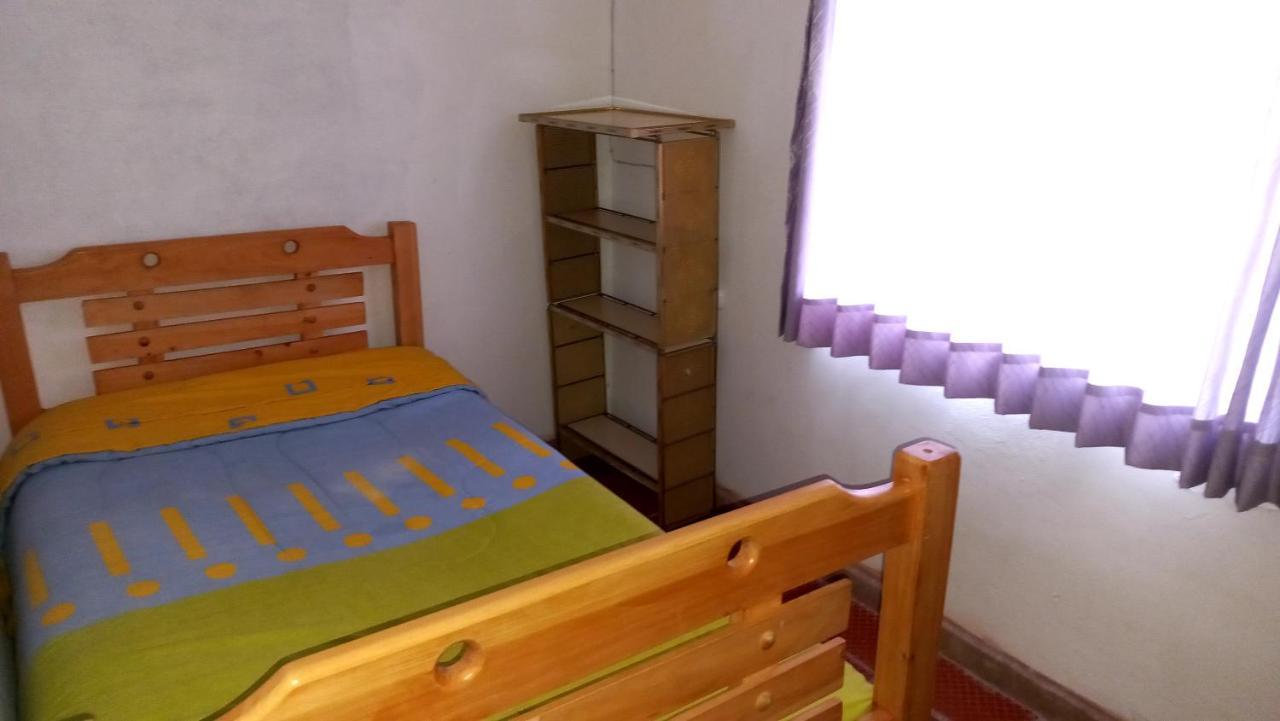 Hospedaje Y Camping Del Rio Монгуі Екстер'єр фото