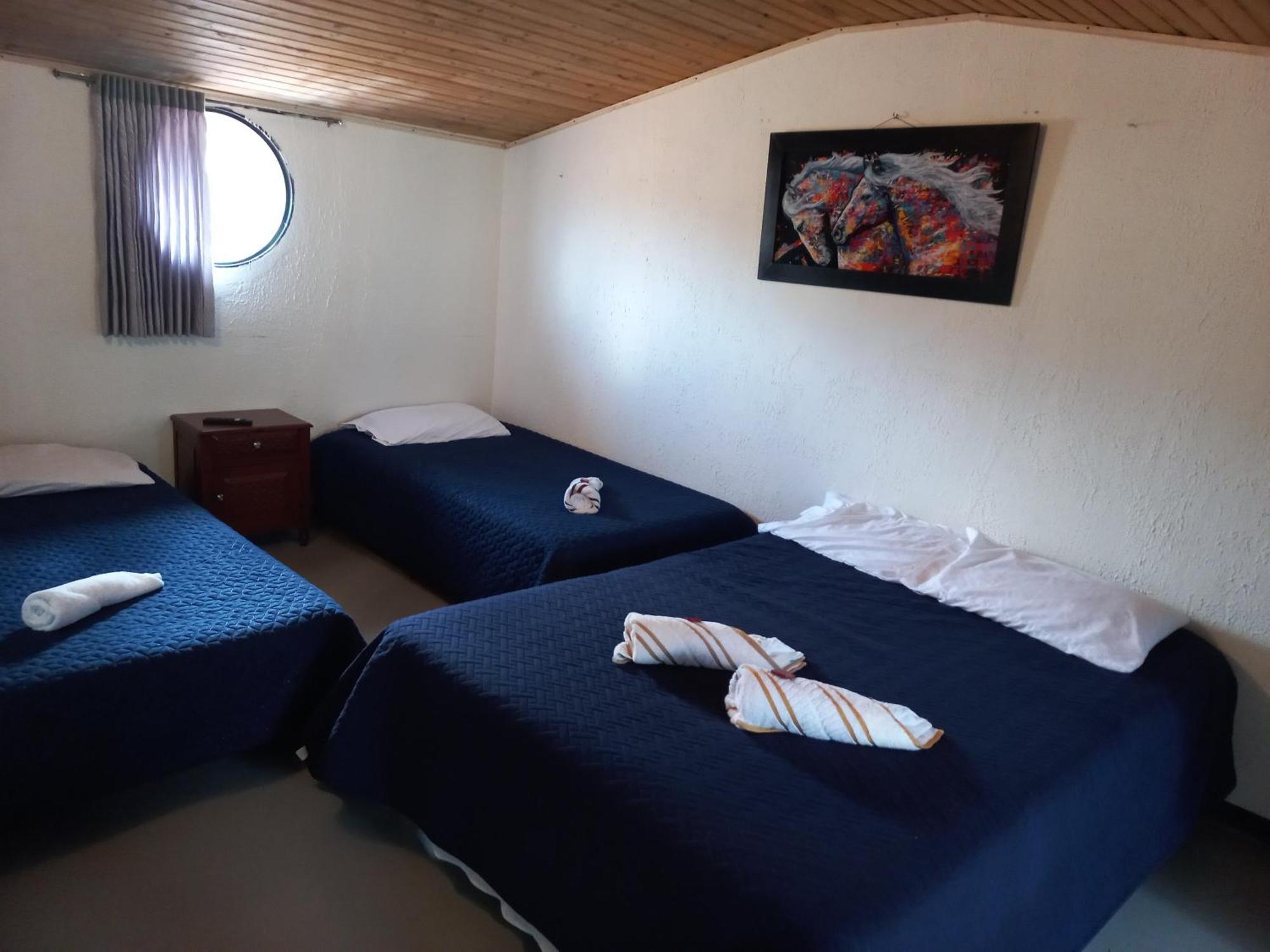 Hospedaje Y Camping Del Rio Монгуі Екстер'єр фото
