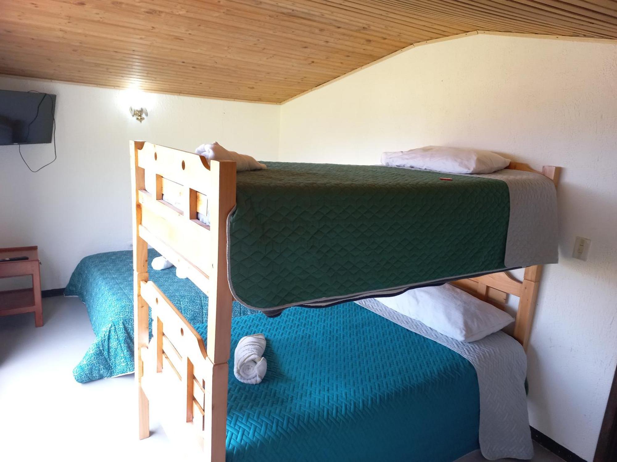 Hospedaje Y Camping Del Rio Монгуі Екстер'єр фото